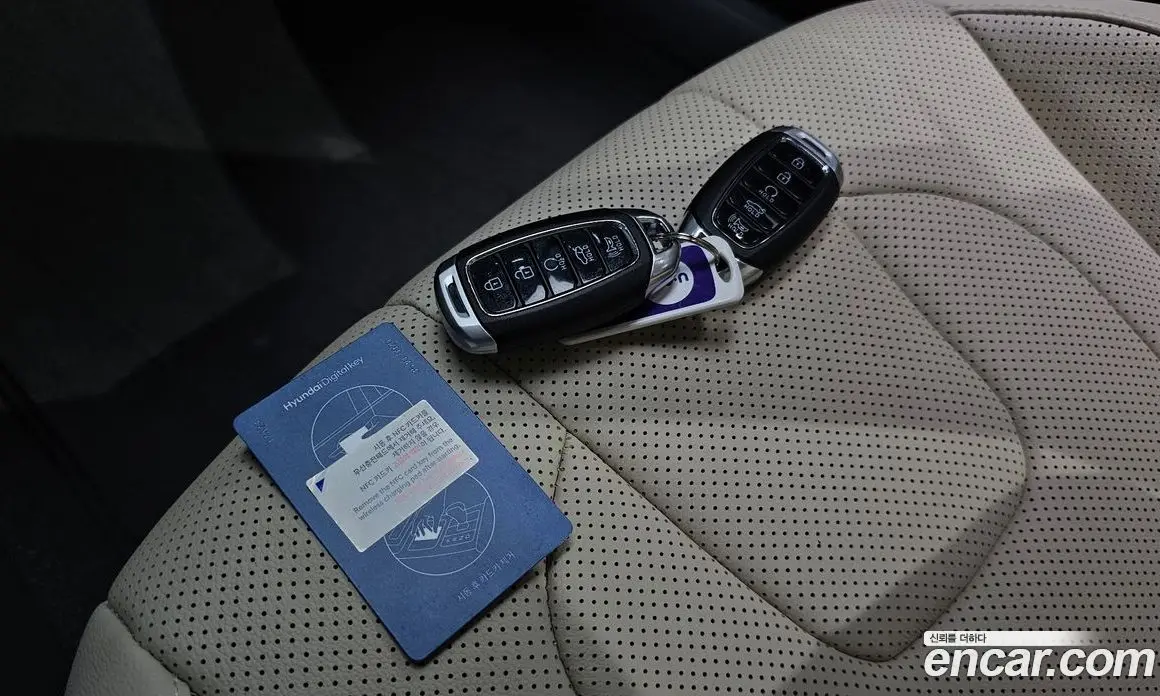 Hyundai Avante 2022 1.6 автомат (гидро), фото 23
