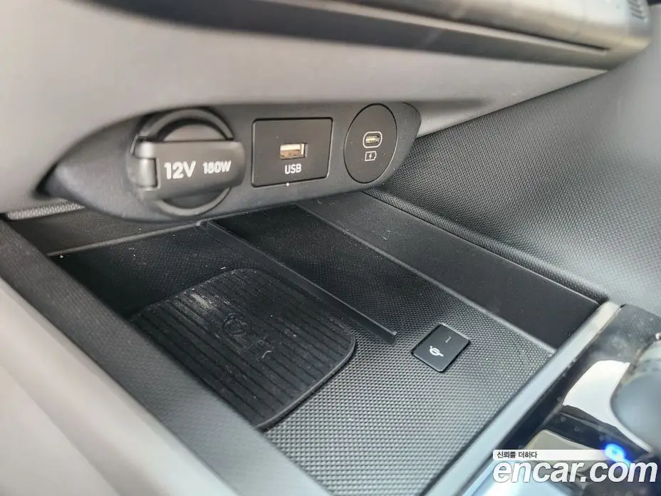 Hyundai Avante 2023 1.6 автомат (гидро), фото 15