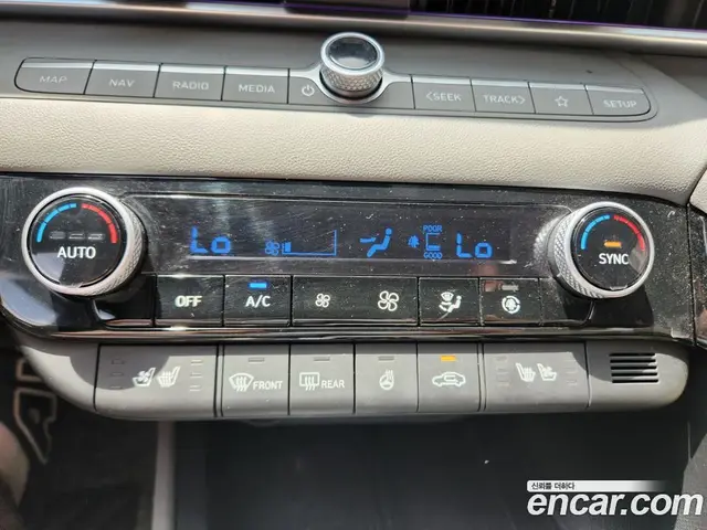 Hyundai Avante 2023 1.6 автомат (гидро), миниатюра 7
