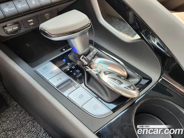Hyundai Avante 2023 1.6 автомат (гидро), миниатюра 9