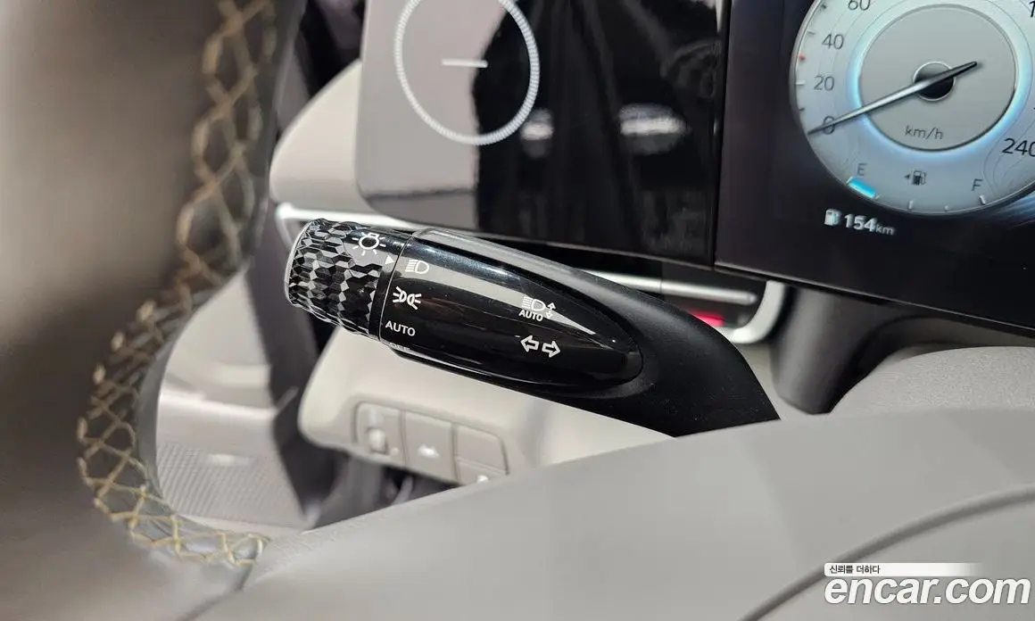 Hyundai Avante 2023 1.6 автомат (гидро), фото 24