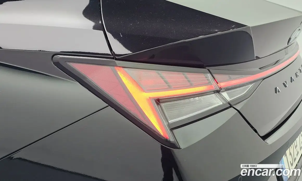 Hyundai Avante 2023 1.6 автомат (гидро), фото 9