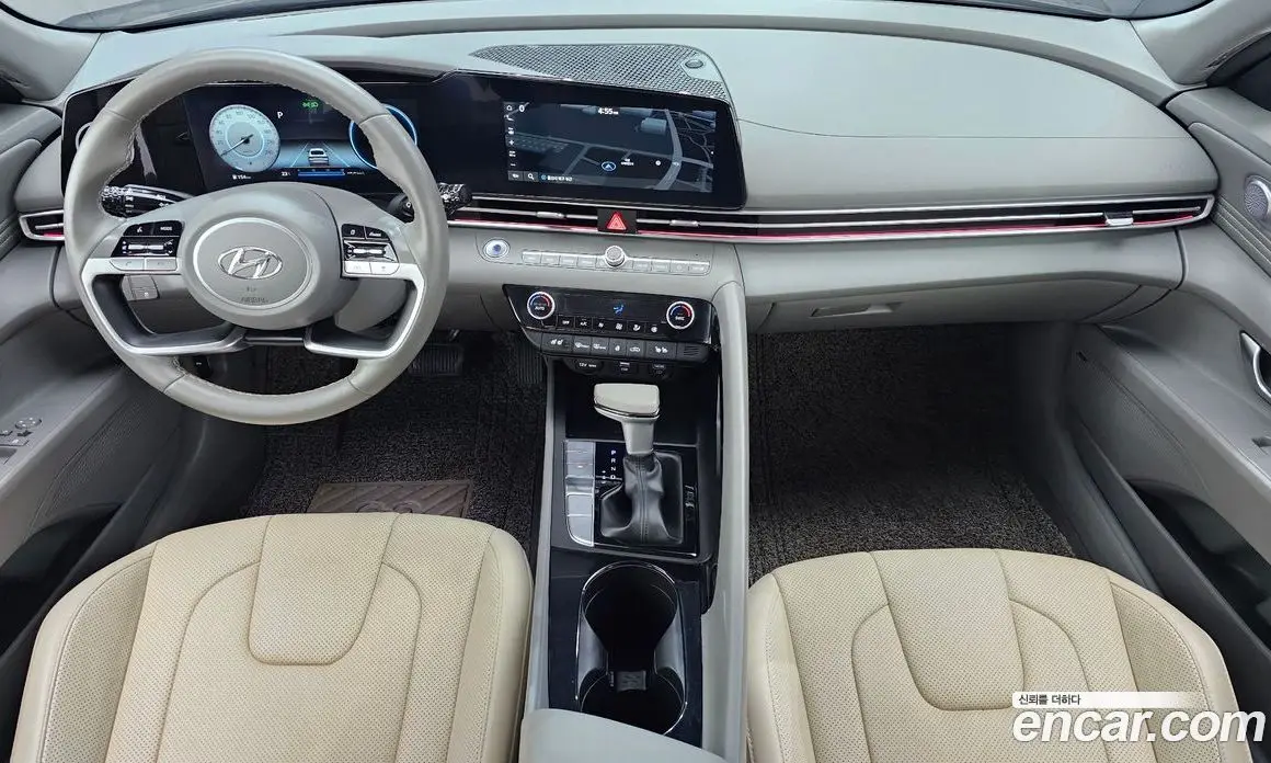 Hyundai Avante 2023 1.6 автомат (гидро), фото 10