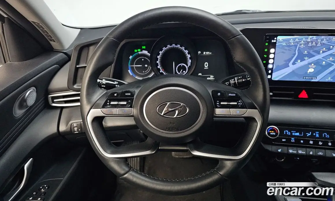 Hyundai Avante 2023 1.6 автомат (гидро), фото 18