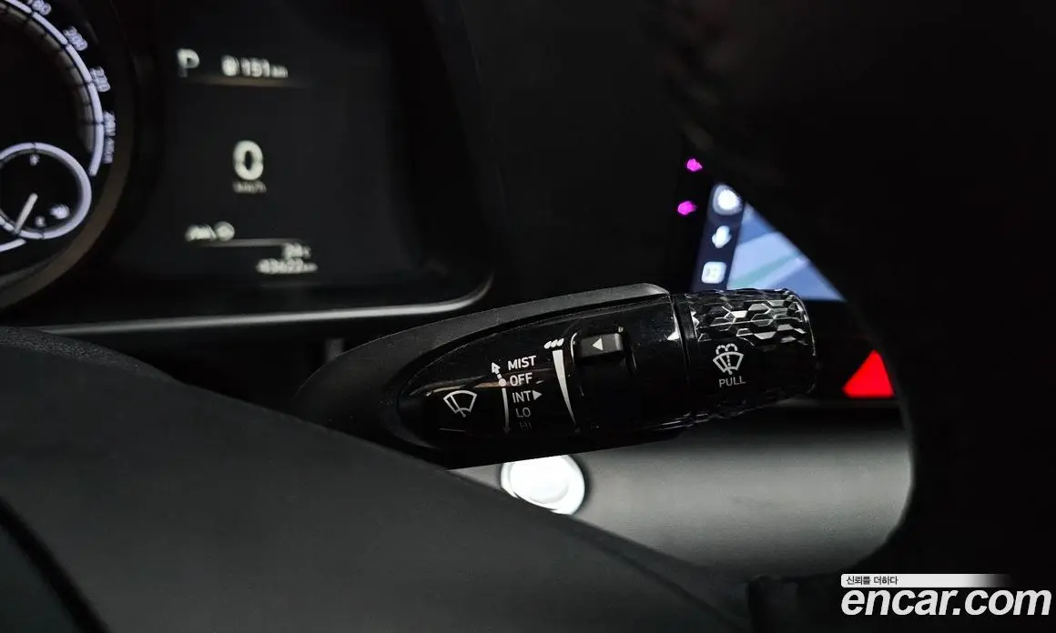 Hyundai Avante 2023 1.6 автомат (гидро), фото 29