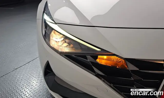 Hyundai Avante 2023 1.6 автомат (гидро), миниатюра 7
