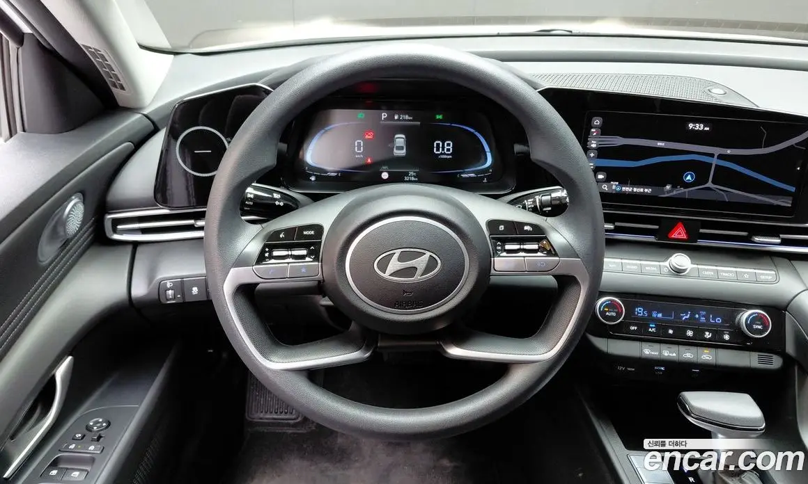 Hyundai Avante 2024 1.6 автомат (гидро), фото 18