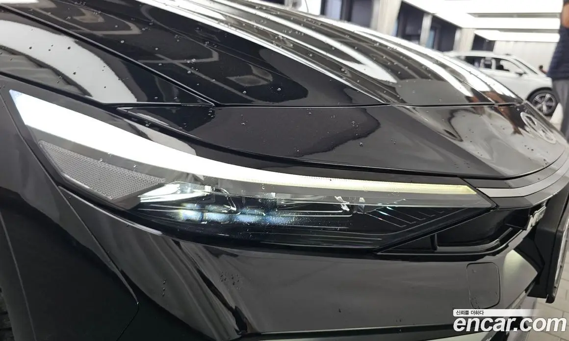 Hyundai Avante 2024 1.6 автомат (гидро), фото 8