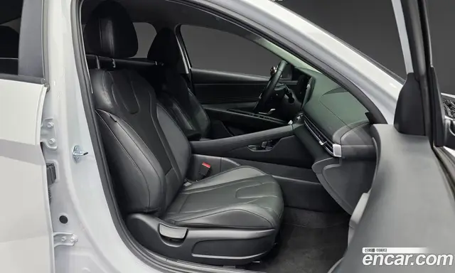 Hyundai Avante 2025 1.6 автомат (гидро), миниатюра 11