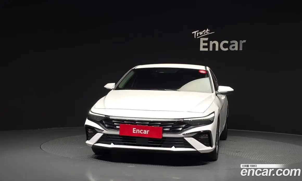 Hyundai Avante 2025 1.6 автомат (гидро), фото 3