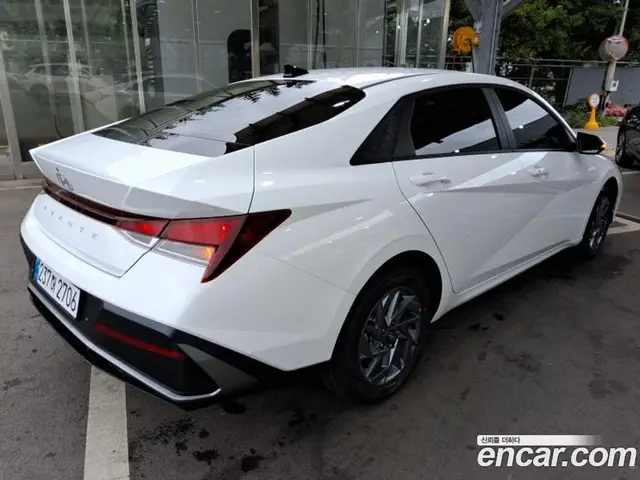 Hyundai Avante 2026 1.6 автомат (гидро), миниатюра 11
