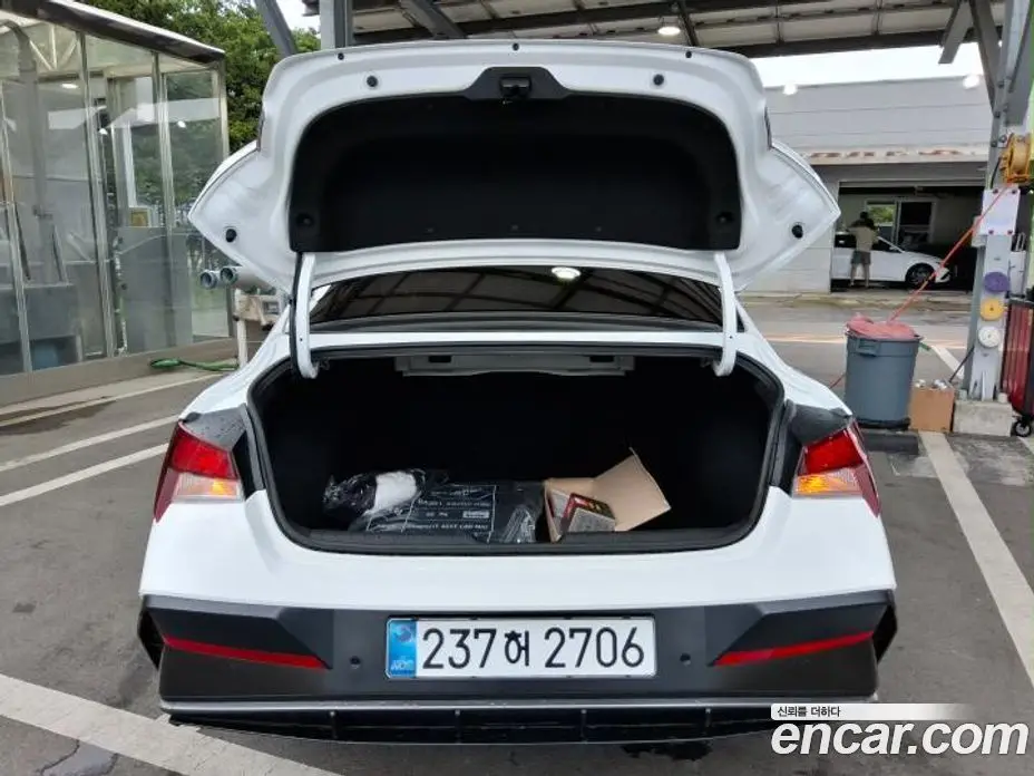 Hyundai Avante 2026 1.6 автомат (гидро), фото 12