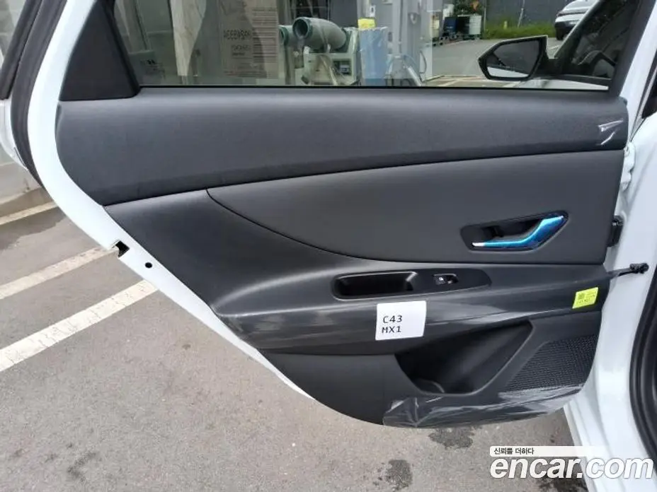 Hyundai Avante 2026 1.6 автомат (гидро), фото 18