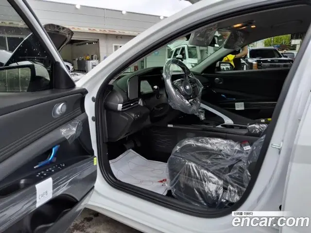 Hyundai Avante 2026 1.6 автомат (гидро), миниатюра 7