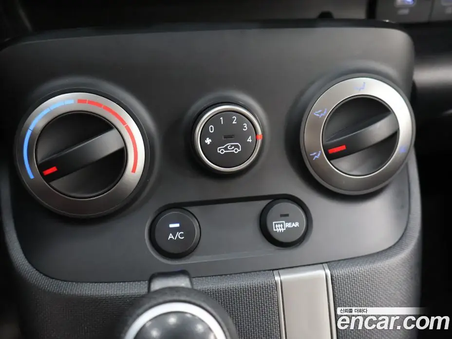 Hyundai Casper 2022 1.0 автомат (гидро), фото 16