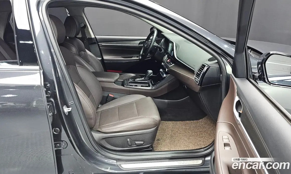Hyundai Grandeur 2018 3.0 автомат (гидро), фото 15
