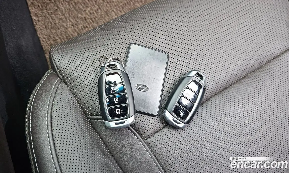 Hyundai Grandeur 2018 3.0 автомат (гидро), фото 24