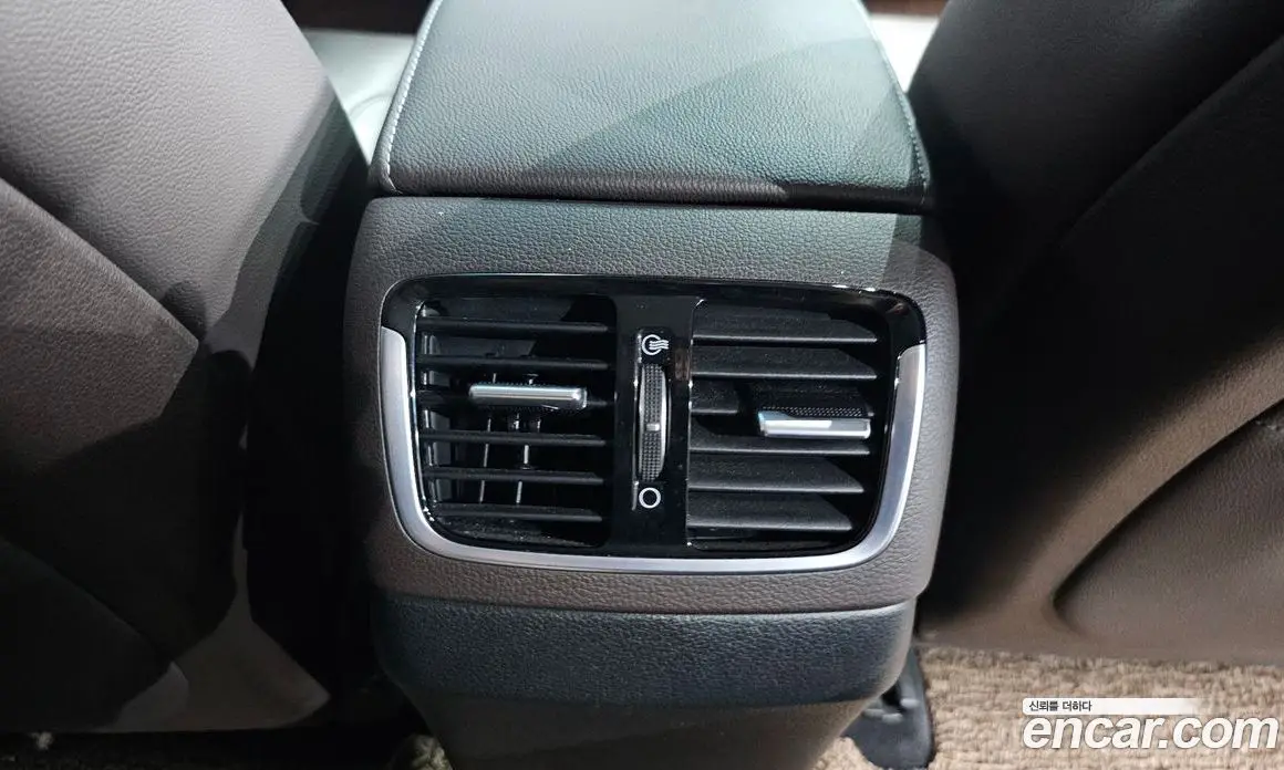 Hyundai Grandeur 2018 3.0 автомат (гидро), фото 31