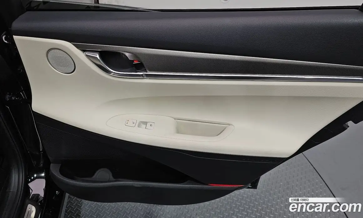 Hyundai Grandeur 2022 2.5 автомат (гидро), фото 14