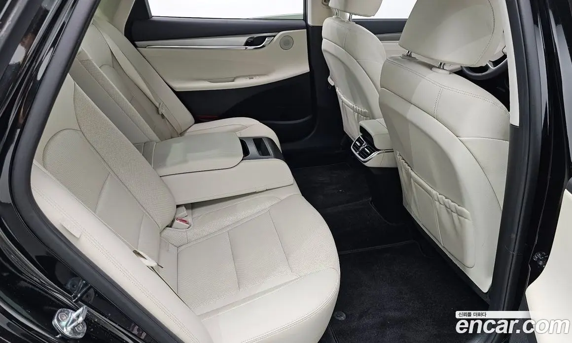 Hyundai Grandeur 2022 2.5 автомат (гидро), фото 17