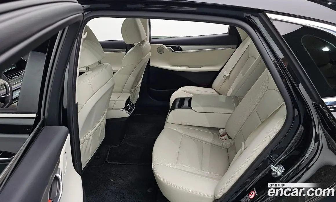 Hyundai Grandeur 2022 2.5 автомат (гидро), фото 18