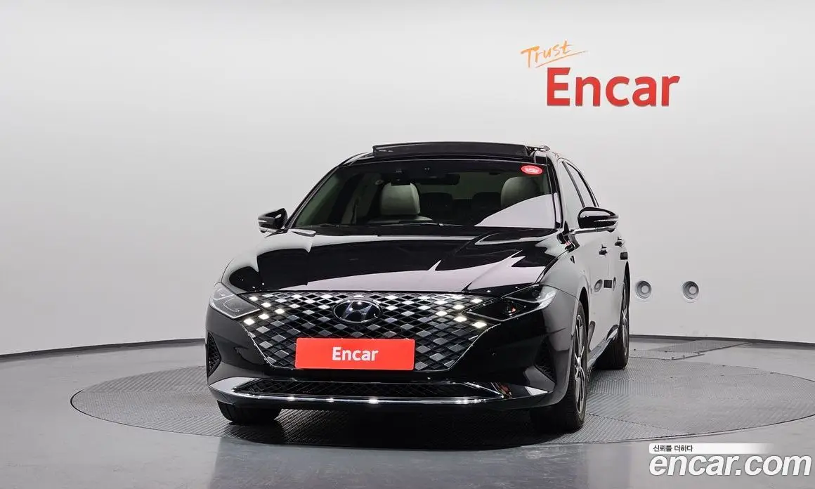 Hyundai Grandeur 2022 2.5 автомат (гидро), фото 3