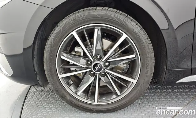 Hyundai Grandeur 2022 2.5 автомат (гидро), миниатюра 5