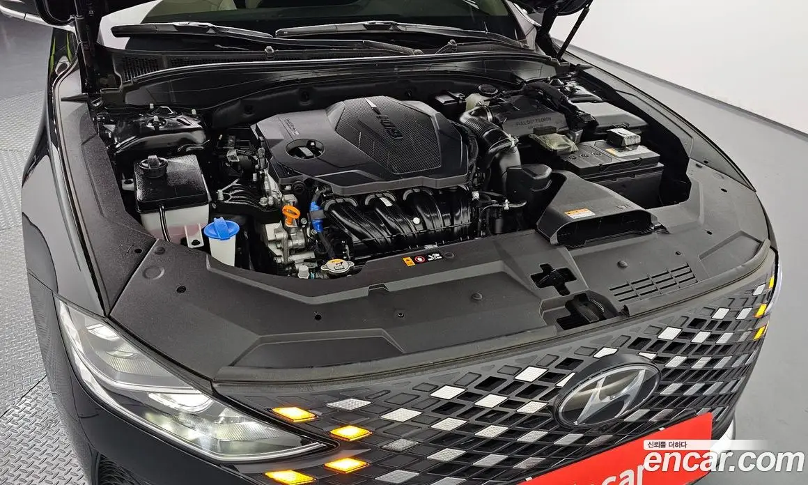 Hyundai Grandeur 2022 2.5 автомат (гидро), фото 6