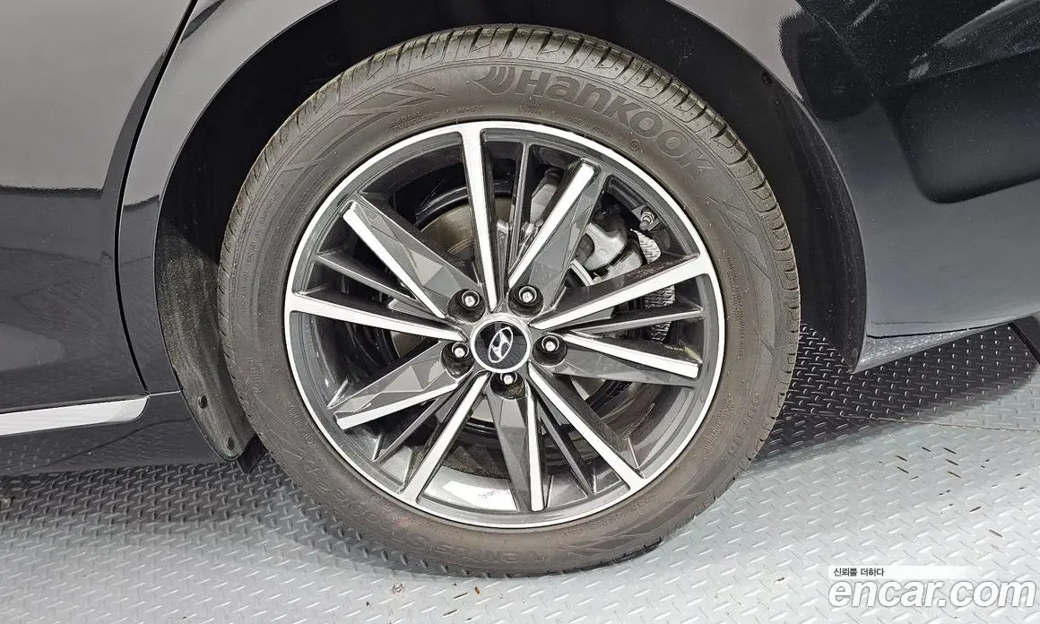 Hyundai Grandeur 2022 2.5 автомат (гидро), фото 7