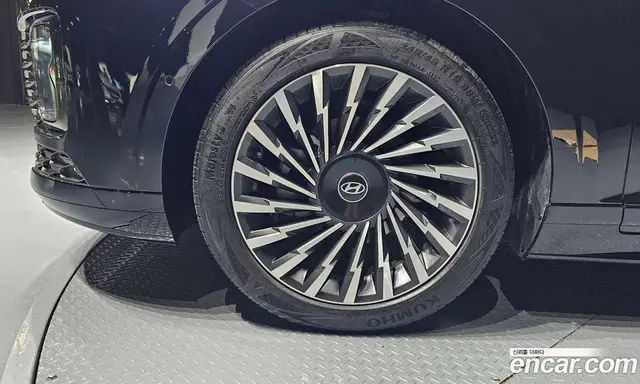 Hyundai Grandeur 2023 1.6 автомат (гидро), миниатюра 5