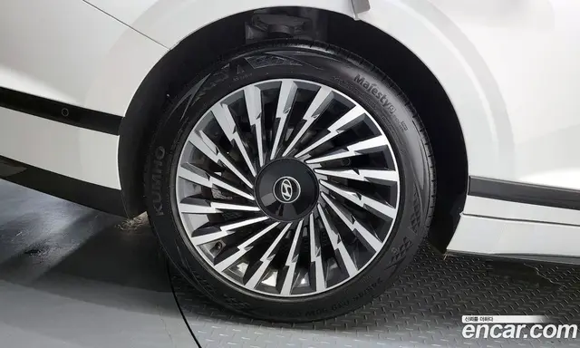 Hyundai Grandeur 2024 1.6 автомат (гидро), миниатюра 4