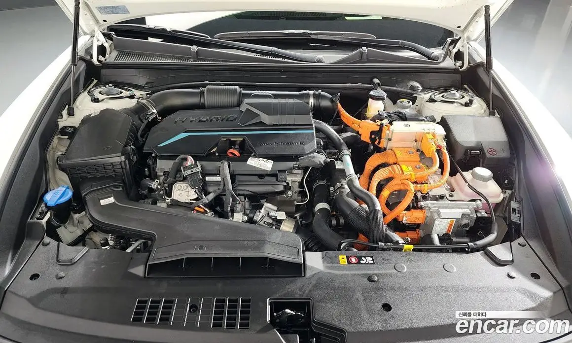Hyundai Grandeur 2024 1.6 автомат (гидро), фото 5