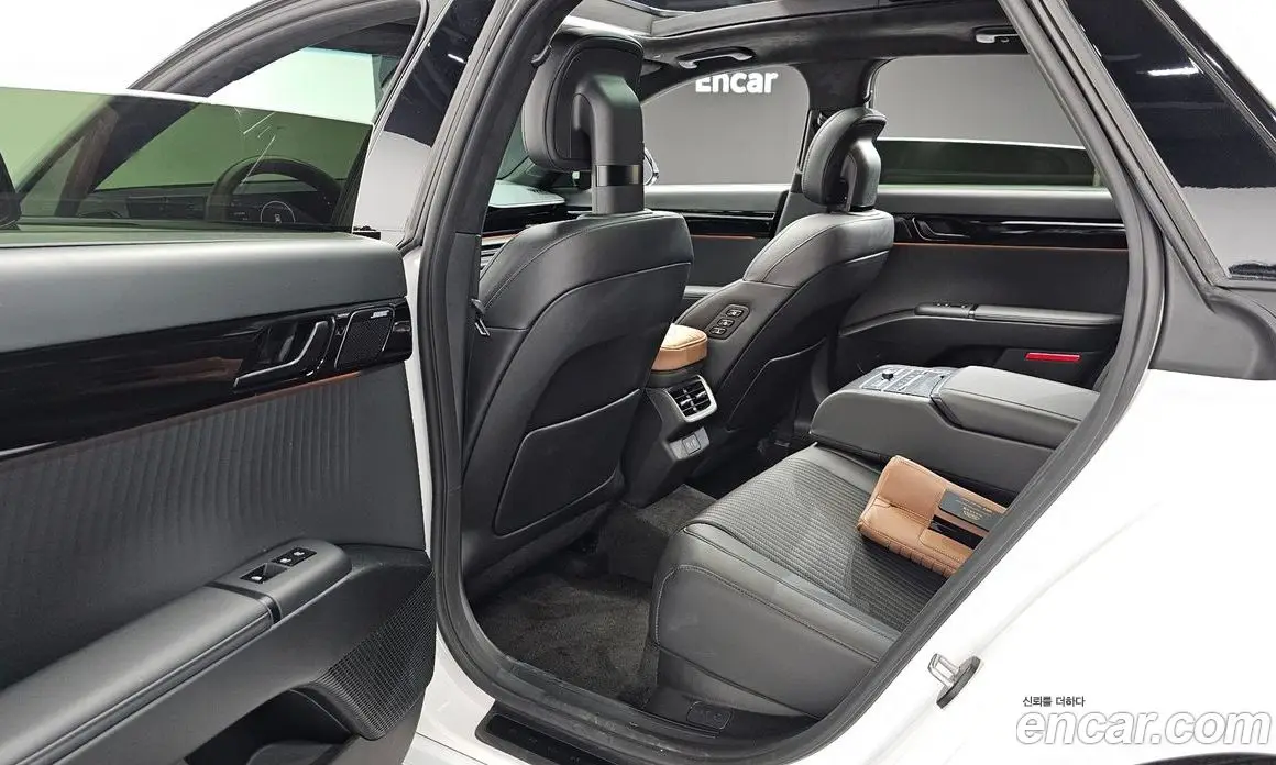 Hyundai Grandeur 2024 2.5 автомат (гидро), фото 11