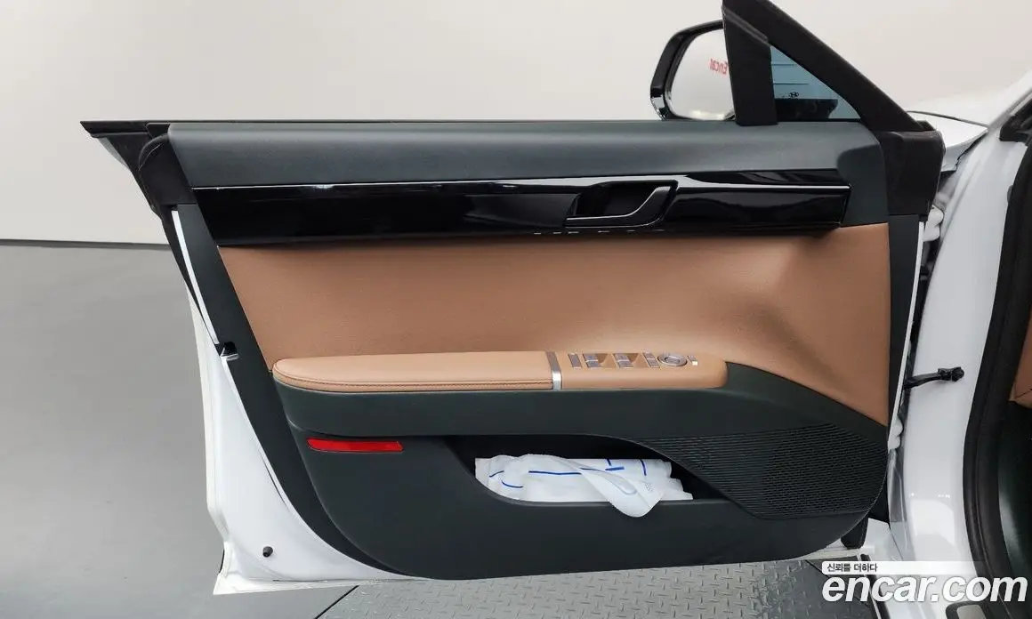 Hyundai Grandeur 2025 1.6 автомат (гидро), фото 14