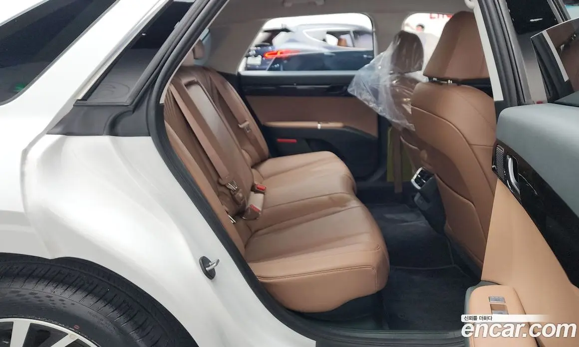 Hyundai Grandeur 2025 1.6 автомат (гидро), фото 17