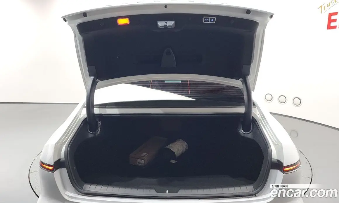 Hyundai Grandeur 2025 1.6 автомат (гидро), фото 26