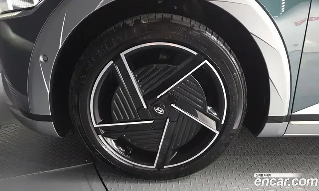 Hyundai Ioniq 5 2024 0.1 автомат (гидро), миниатюра 5