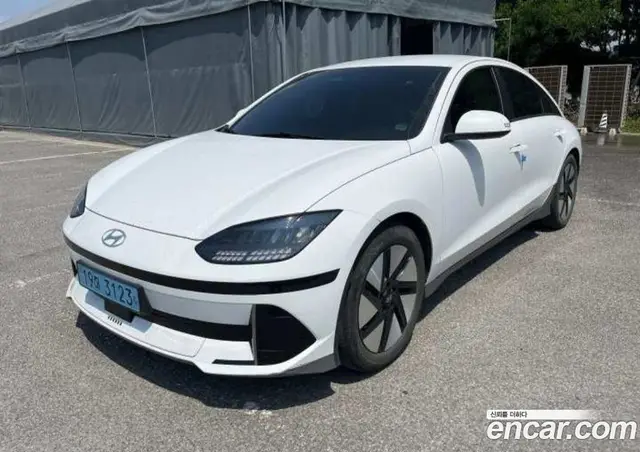 Hyundai Ioniq 6 2024 0.1 автомат (гидро), миниатюра 2