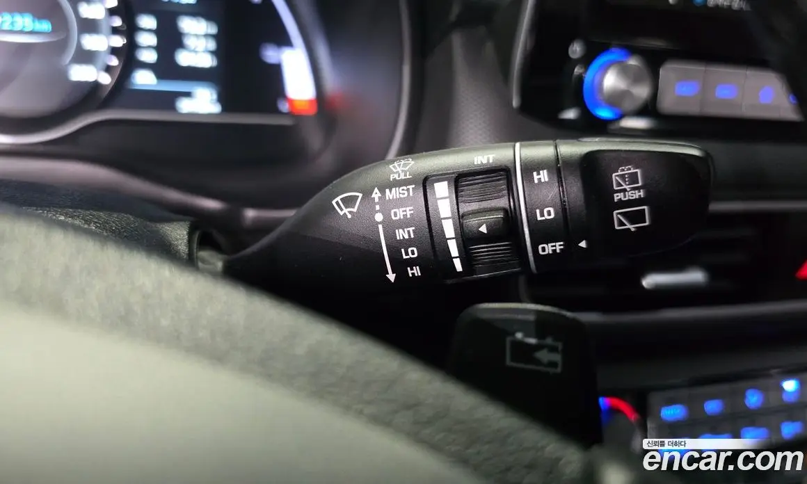 Hyundai Kona 2020 0.2 автомат (гидро), фото 27