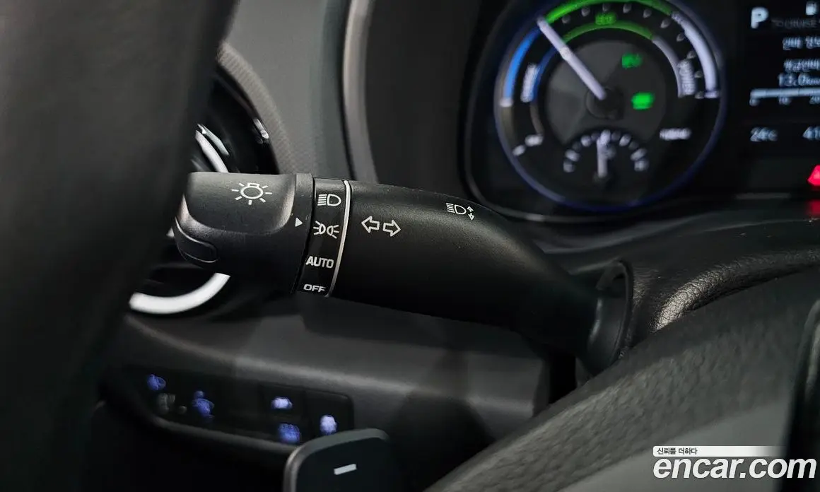 Hyundai Kona 2020 1.6 автомат (гидро), фото 28