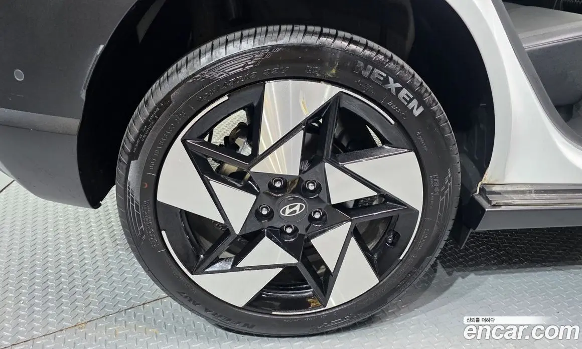 Hyundai Kona 2023 2.0 автомат (гидро), фото 5