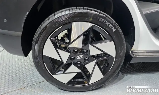 Hyundai Kona 2023 2.0 автомат (гидро), миниатюра 5