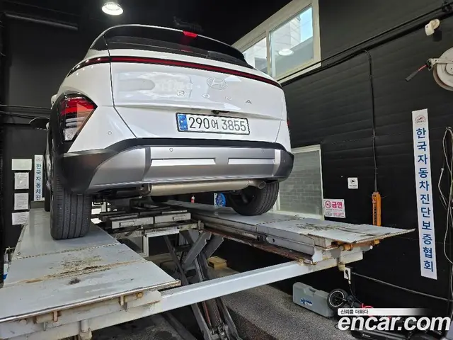 Hyundai Kona 2024 1.6 автомат (гидро), миниатюра 2