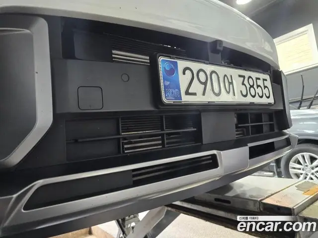 Hyundai Kona 2024 1.6 автомат (гидро), миниатюра 3