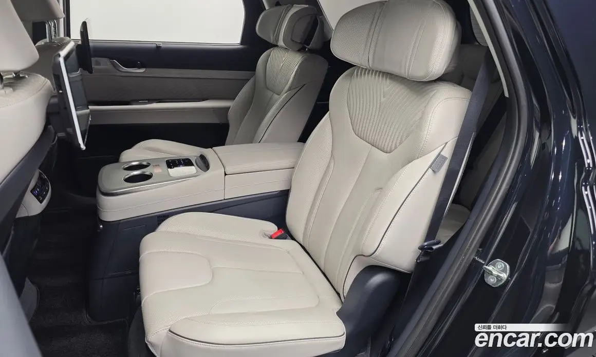 Hyundai Palisade 2023 3.8 автомат (гидро), фото 16