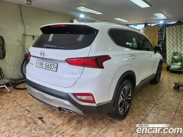 Hyundai Santa Fe 2019 2.0 автомат (гидро), миниатюра 2