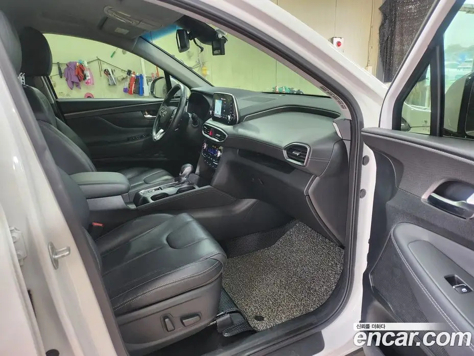 Hyundai Santa Fe 2019 2.0 автомат (гидро), фото 13