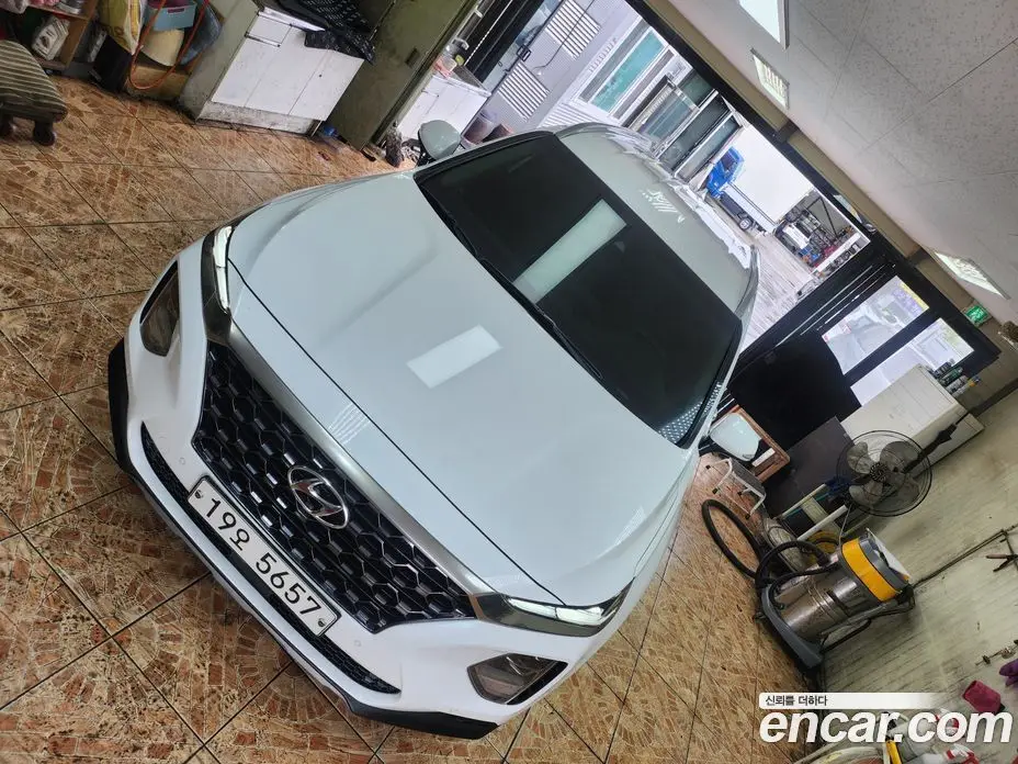 Hyundai Santa Fe 2019 2.0 автомат (гидро), фото 16