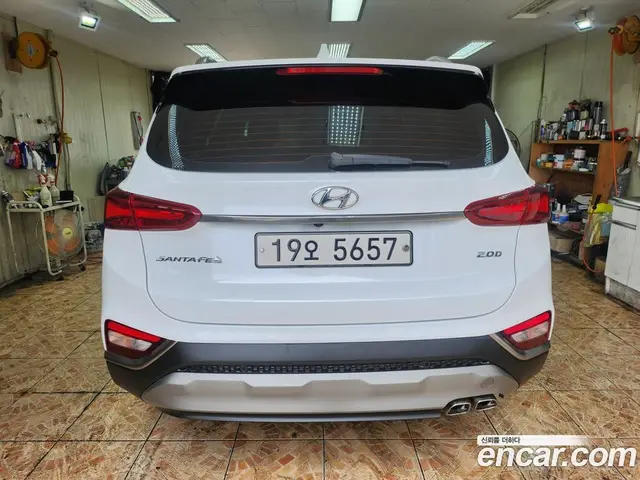 Hyundai Santa Fe 2019 2.0 автомат (гидро), миниатюра 4