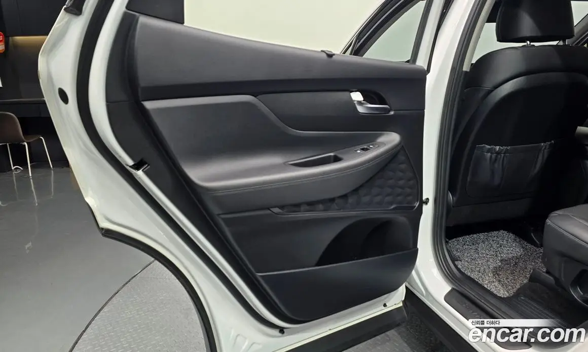 Hyundai Santa Fe 2021 2.5 автомат (гидро), фото 14